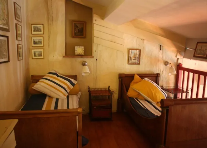 L' Ancien Relais De Poste Henri *